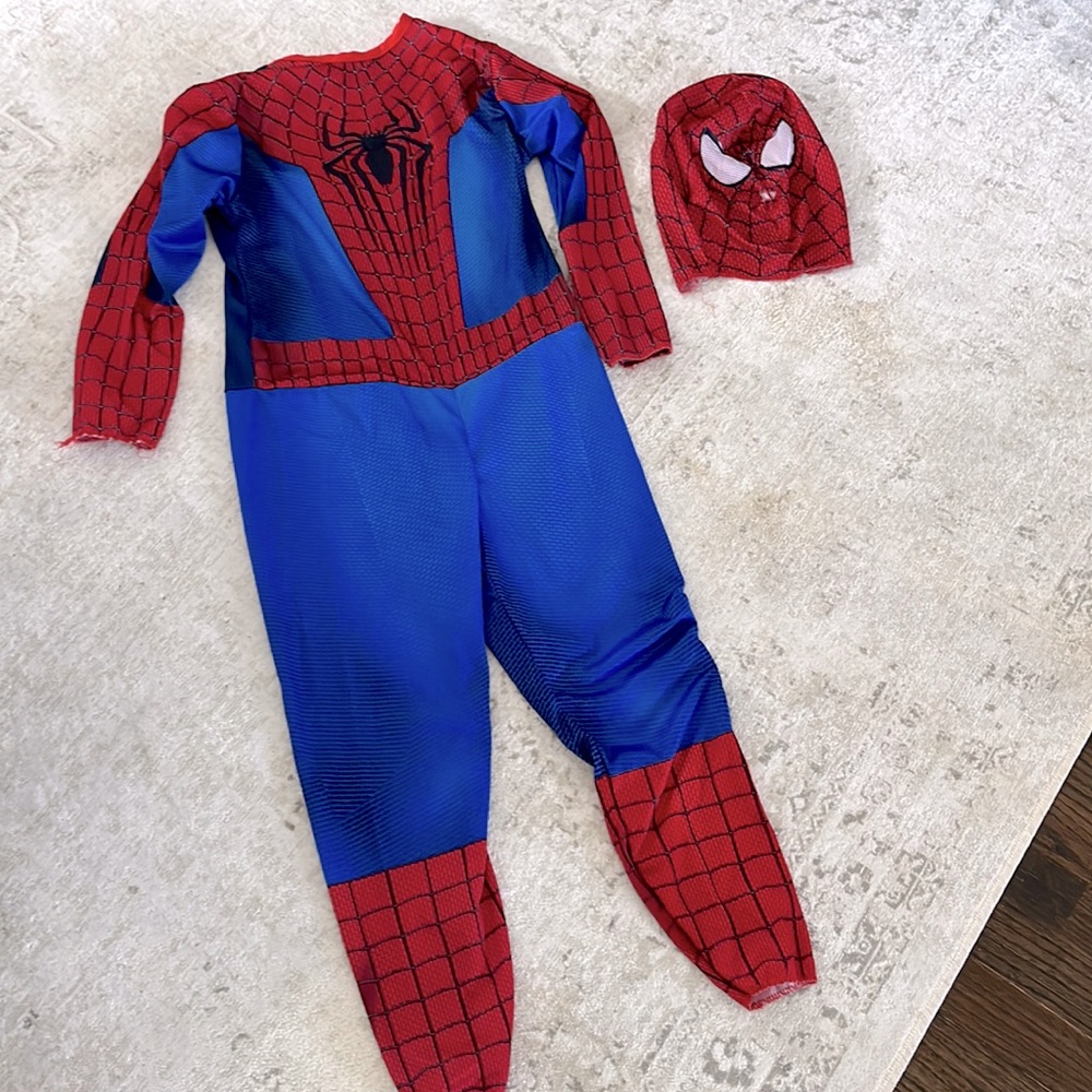 Kids costume